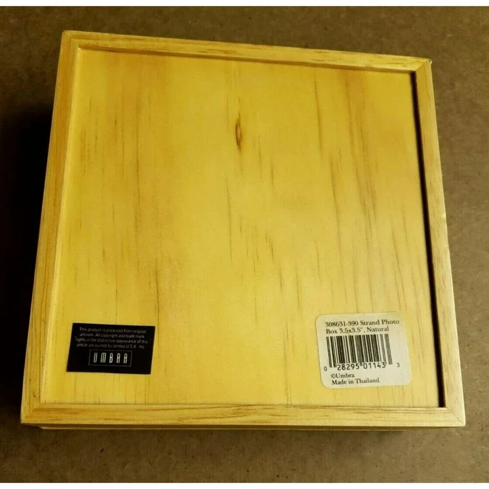UMBRA STRAND BOX FRAME Warm Yellow Natural Wood With Textured Design 3.5